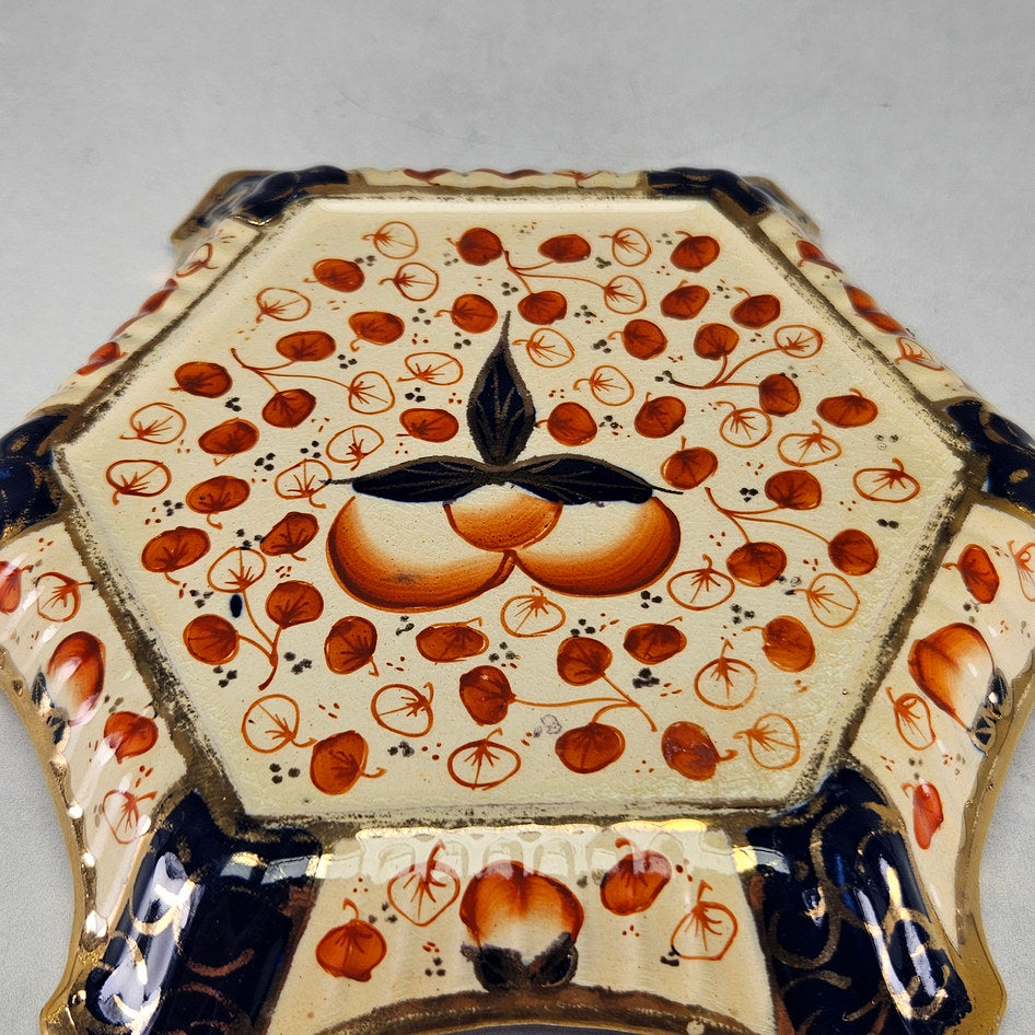 Victorian Imari teapot stand with close floral and border details