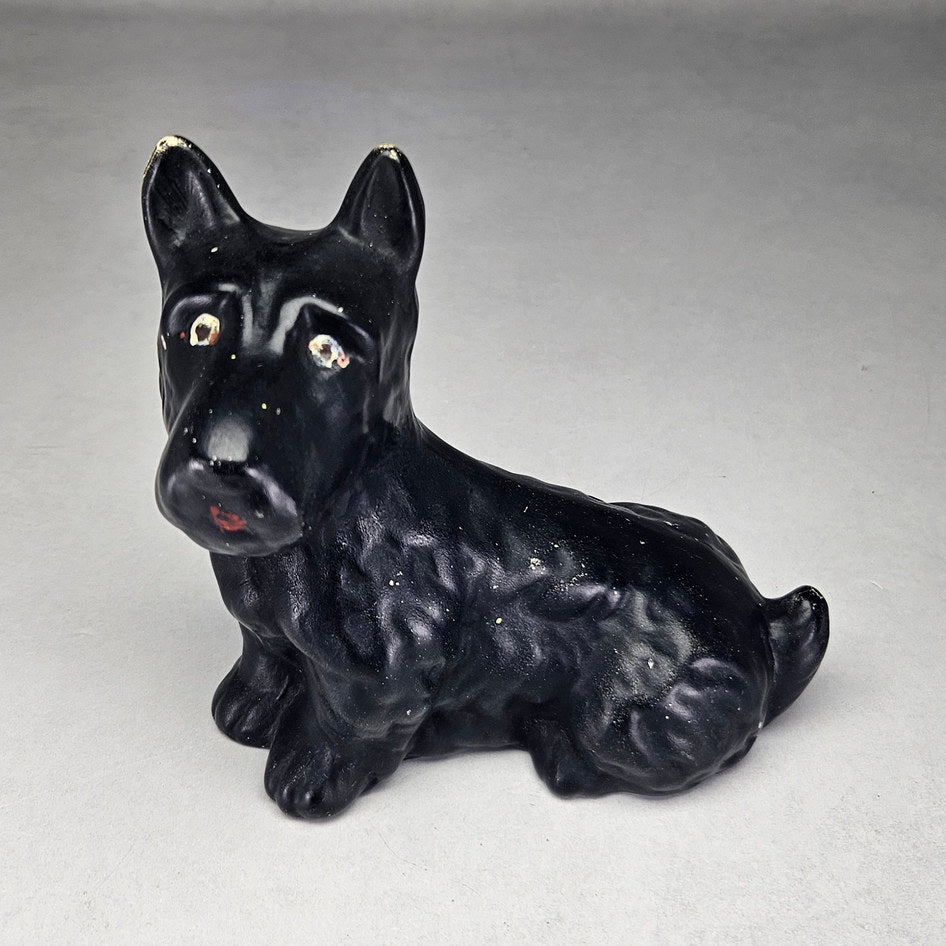 Black seated Scottie dog figurine attributed to Sylvac, photograph 1 of this collectible ceramic piece