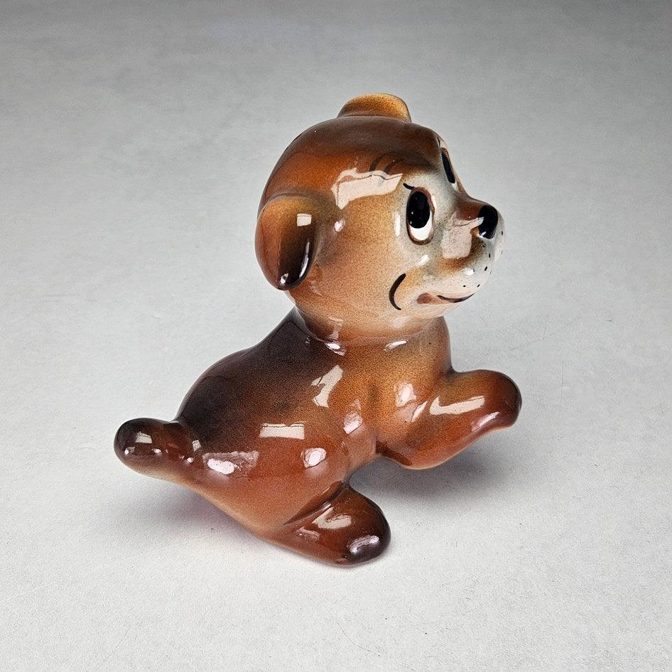 Brown cartoon dog figurine attributed to Tarcisio Tosin, photograph 4 of this collectible ceramic piece