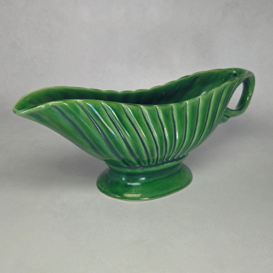 Drostdy 156 Green Handled Pedestal Bowl
