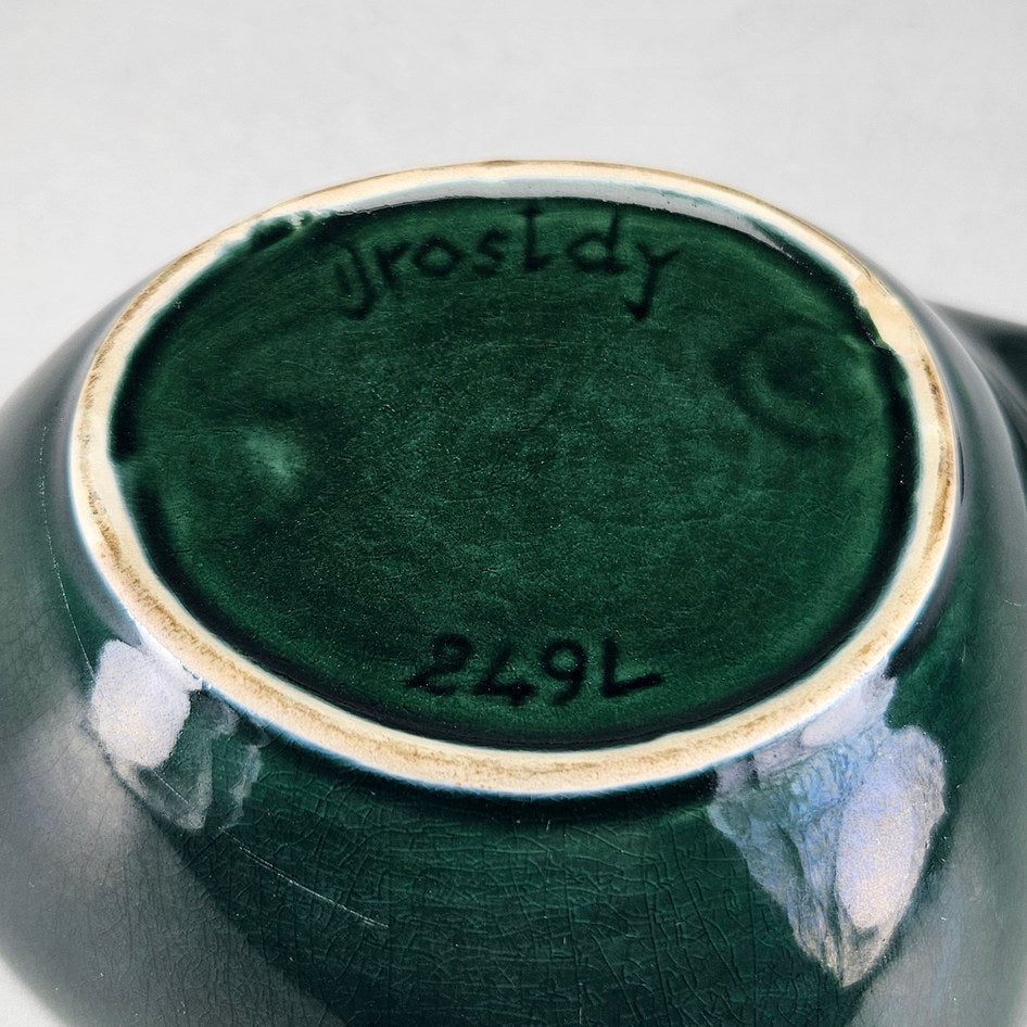 Drostdy 249L Green Glazed Spouted Serving Bowl, view 6