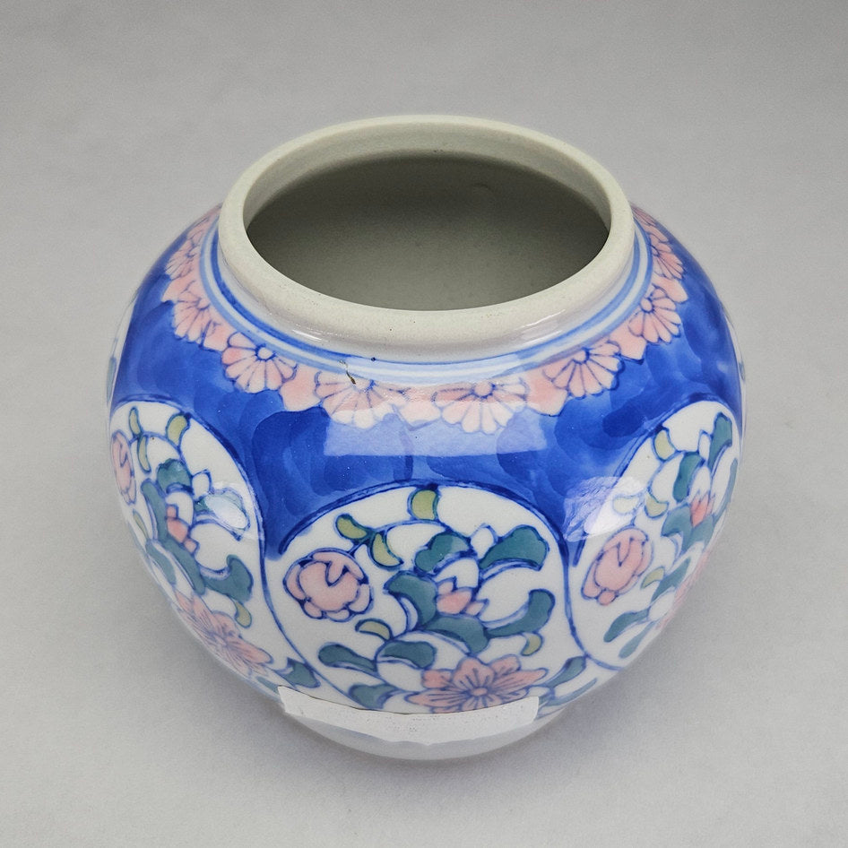 Genuine Ming Blue Floral Porcelain Ginger Jar with Foo Dog Finial