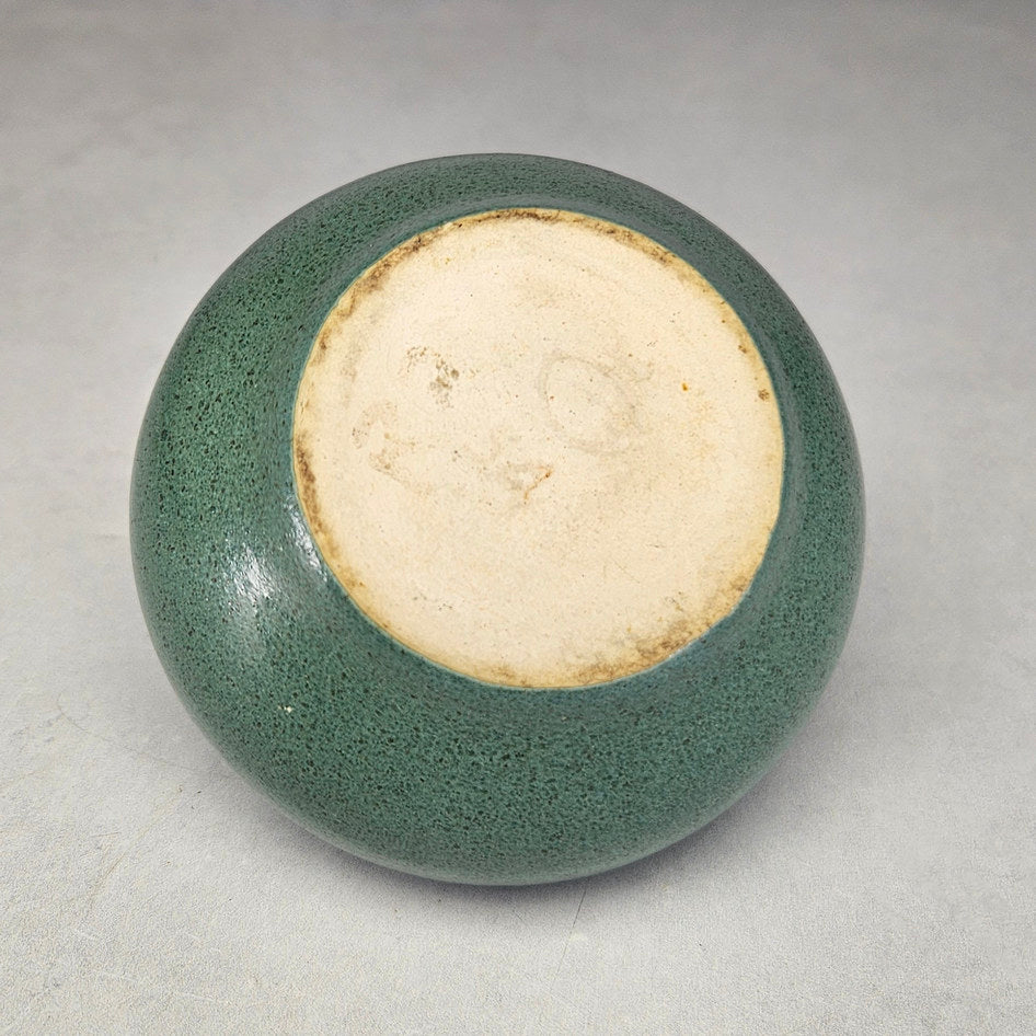 Hamburger Pottery green speckled ceramic bud vase model 54