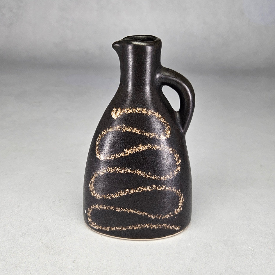 Hamburger's Pottery Dark Brown Loop Pattern Jug