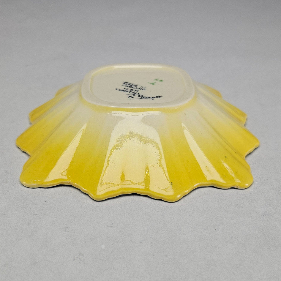 H&K Tunstall Viola Hand-Painted Fruit Scalloped Dish