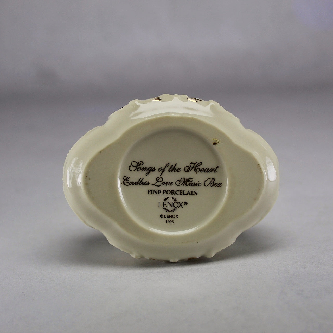 Lenox Songs of the Heart Endless Love Porcelain Music Box