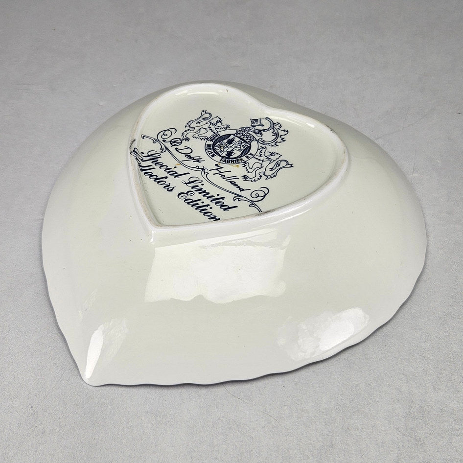 Oude Molen Fabriek Blue and White Floral Heart-Shaped Dish, product view 5