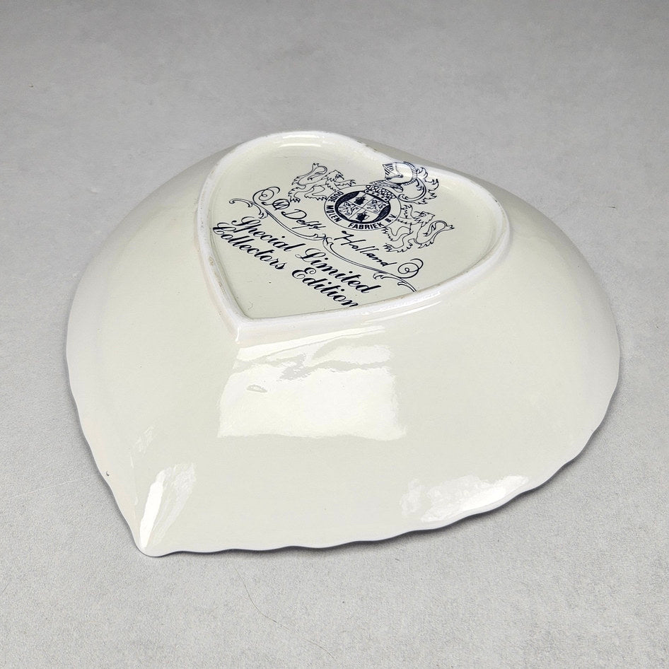 Oude Molen Fabriek Sailing Boats Heart-Shaped Dish, product view 5