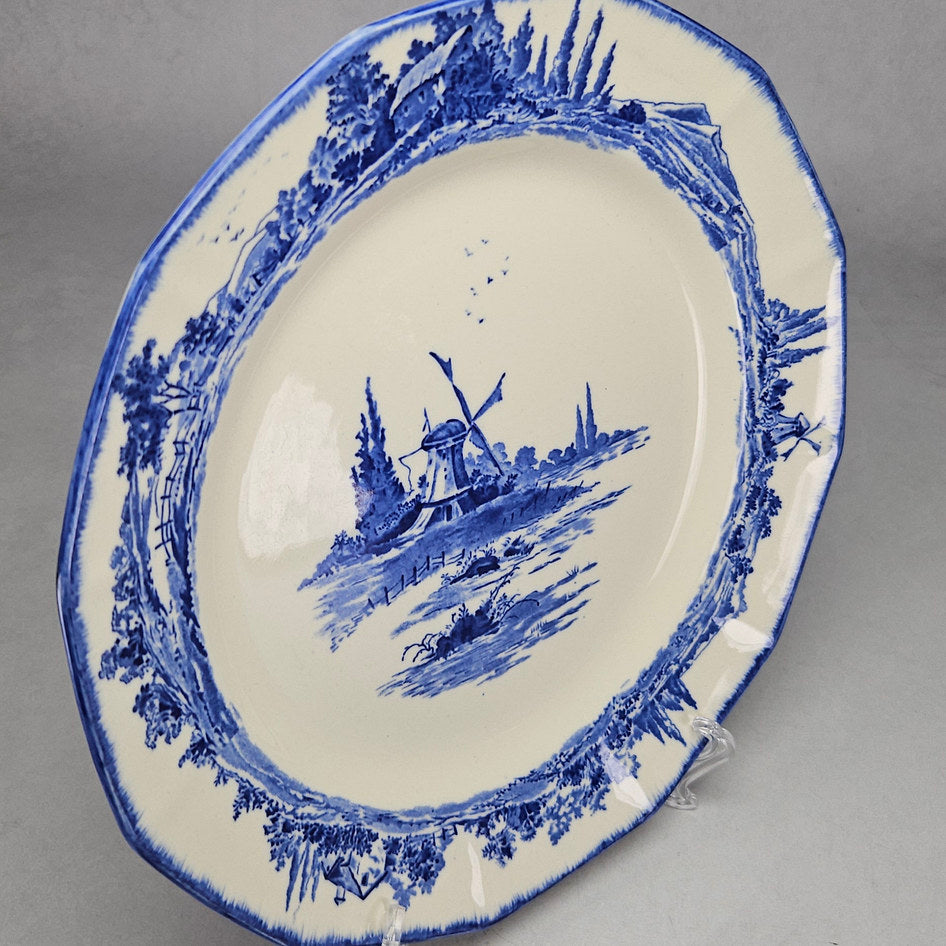Royal Doulton Norfolk Blue D4209 Scalloped Plate