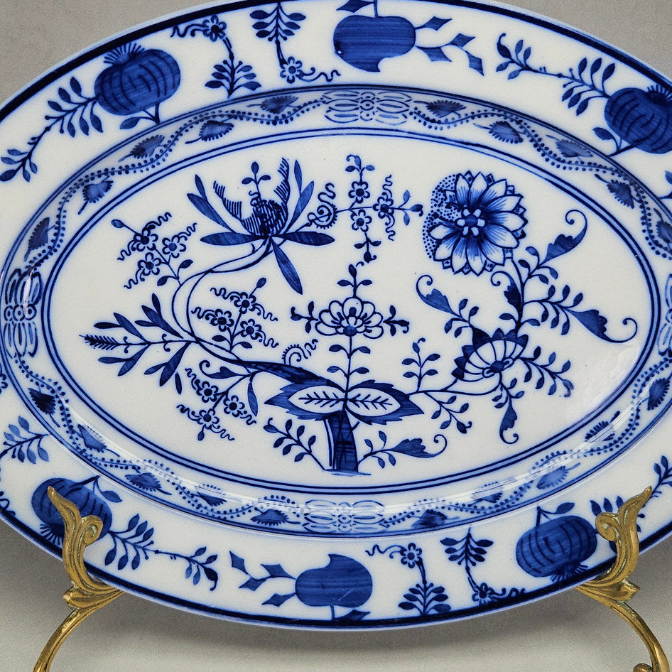 Villeroy & Boch Blue Onion Porcelain Oval Platter