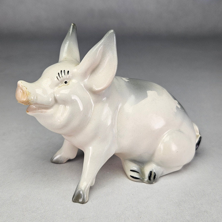 Beswick 832 seated comical pig figurine, ceramic product view 1