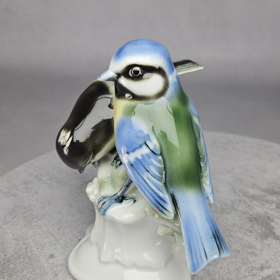 Underside of Gerold Porzellan Bavaria figurine showing factory mark