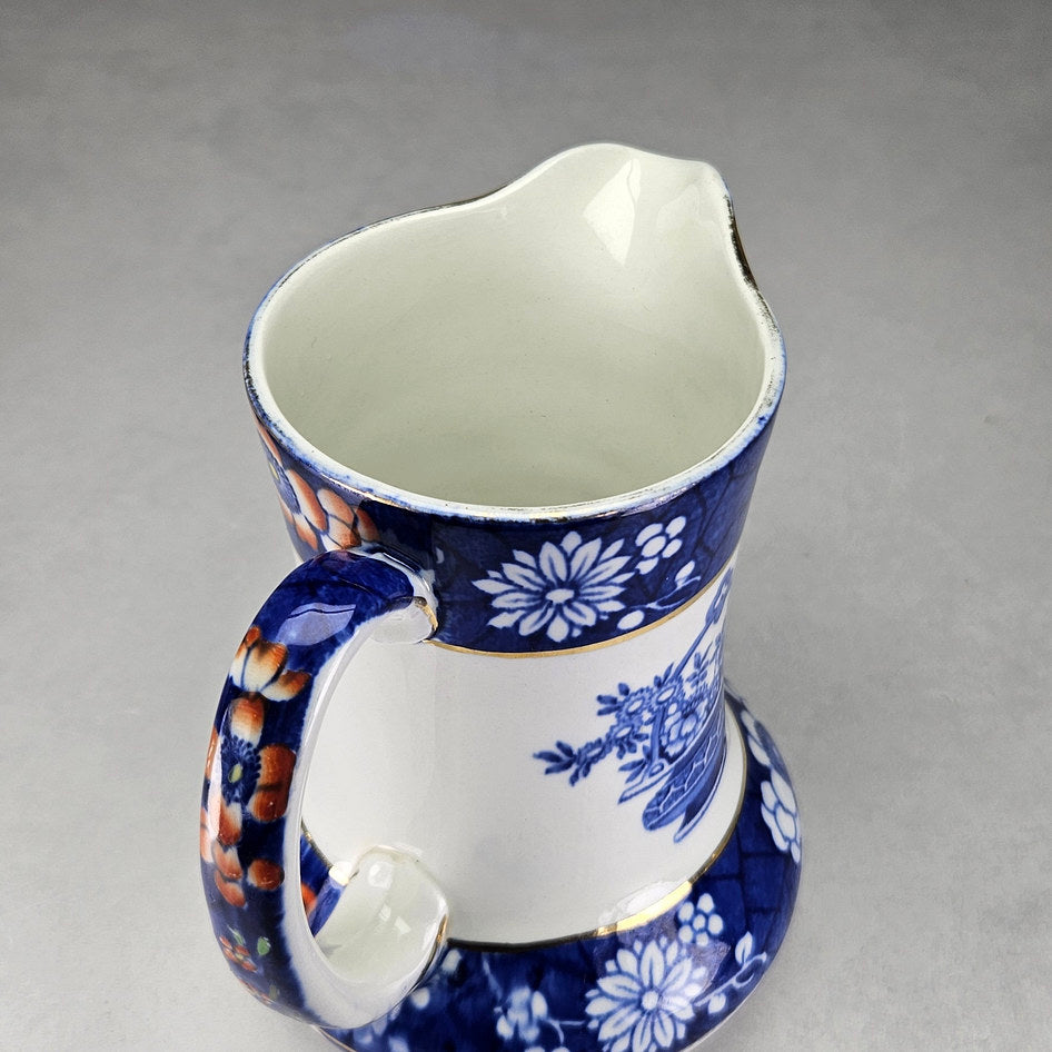 Wood and Sons Mancarn jug showing its shaped ceramic form