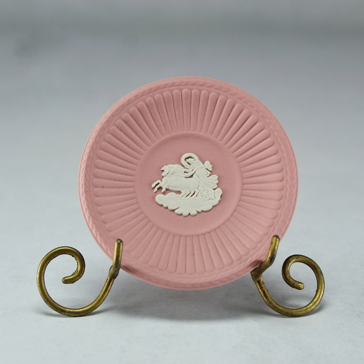 Wedgwood White on Pink Jasperware Pin Dish with Neoclassical Relief Figure