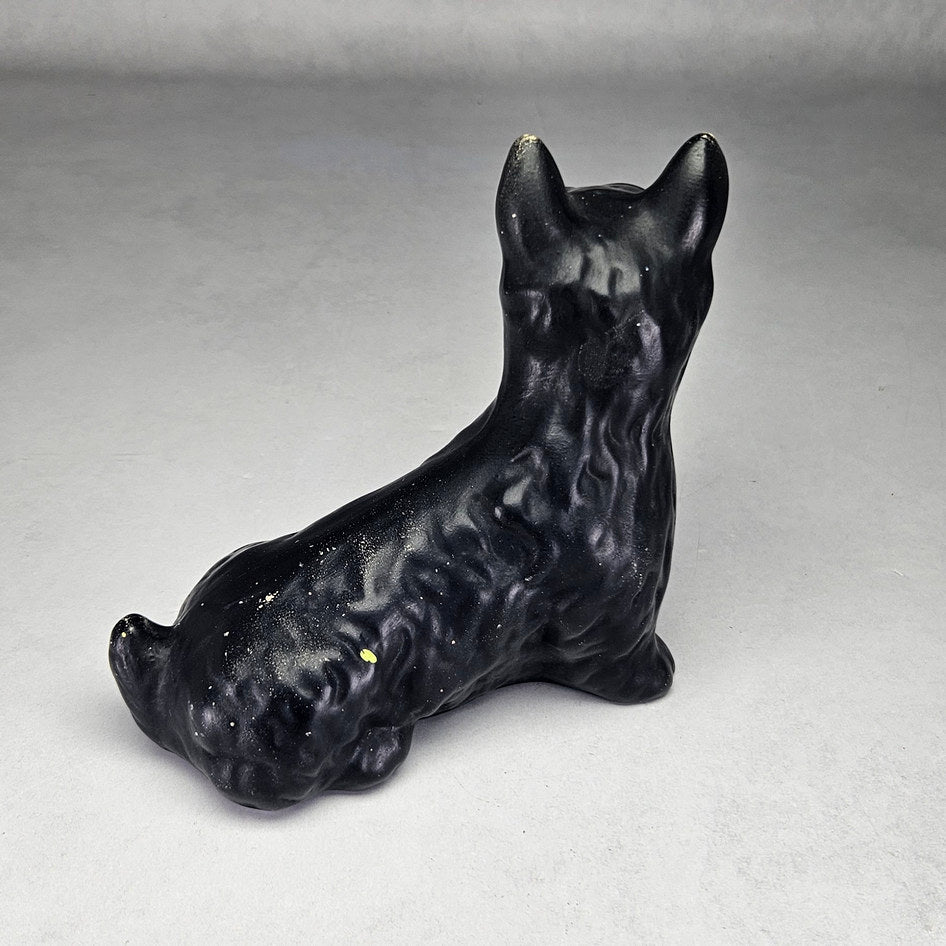 Black seated Scottie dog figurine attributed to Sylvac, photograph 3 of this collectible ceramic piece