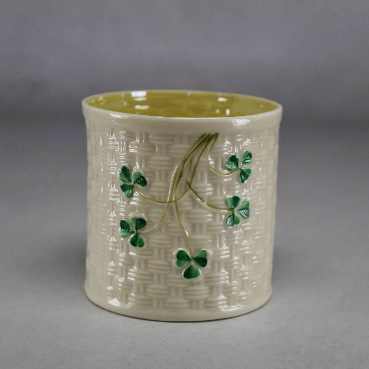 Belleek Ireland Cream Basket Weave Vase with Green Shamrocks (Fifth Mark)