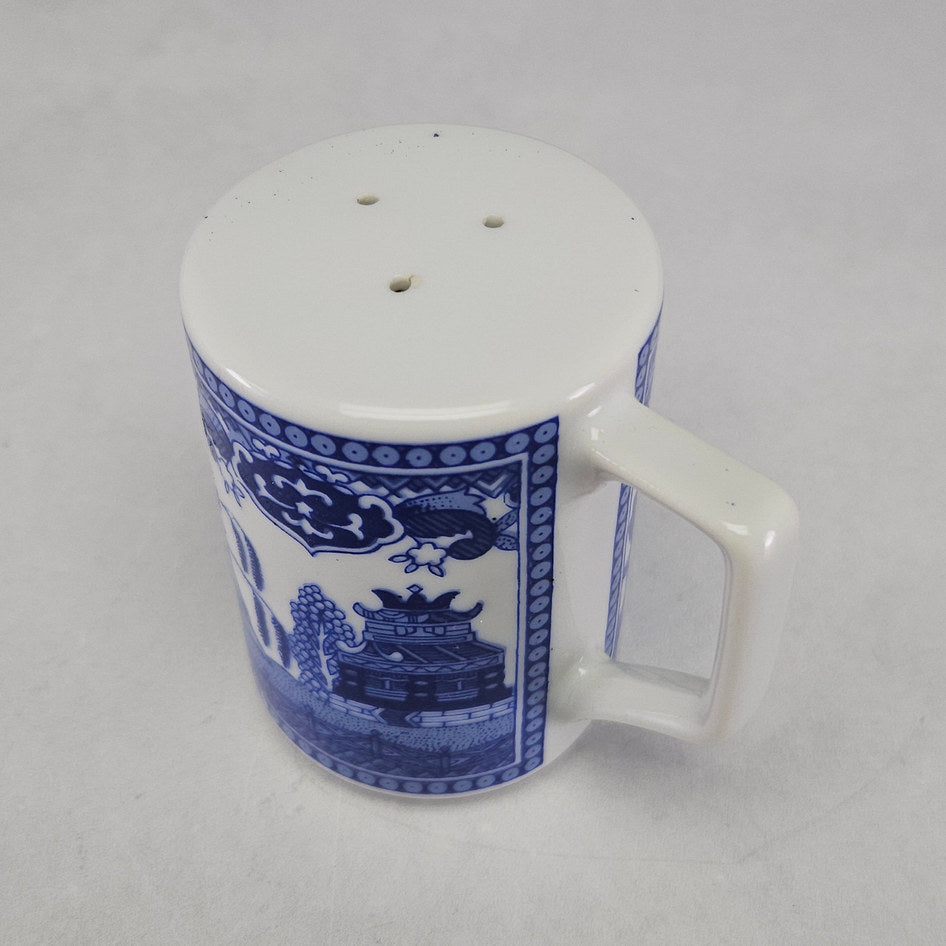 Blue and White Willow Pattern Mug-Shaped Shaker