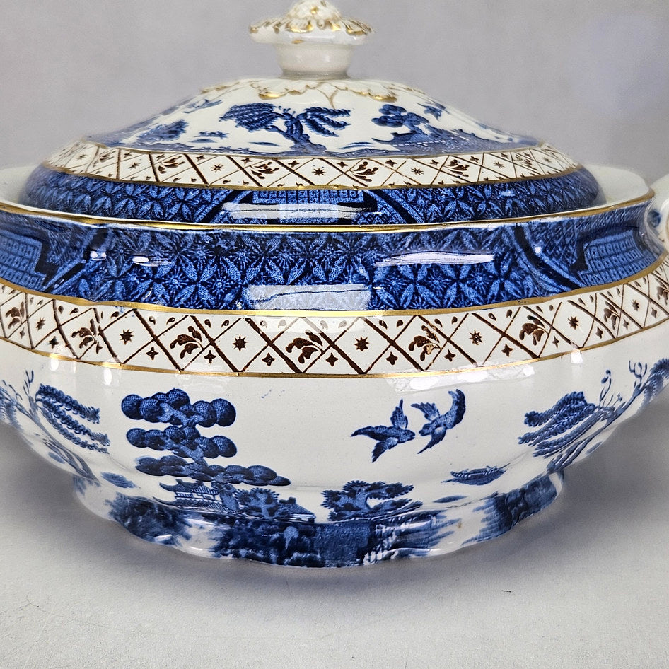 Booths Real Old Willow A8025 Covered Vegetable Tureen, view 2