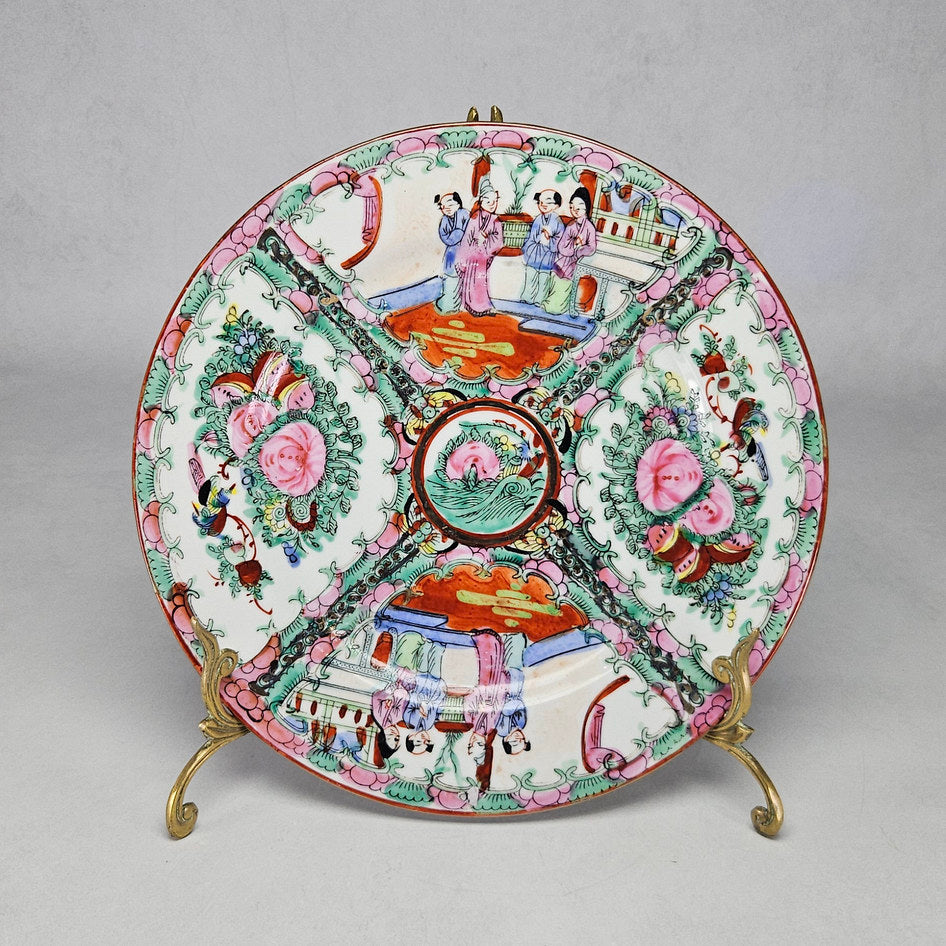 Chinese Export Famille Rose Rose Medallion Figural Floral Plate