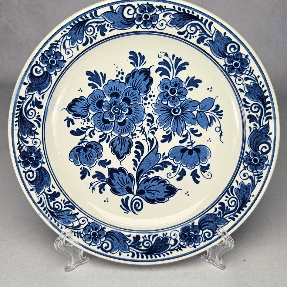Distel Blauw Delfts Blue and White Floral Wall Plate, product view 2
