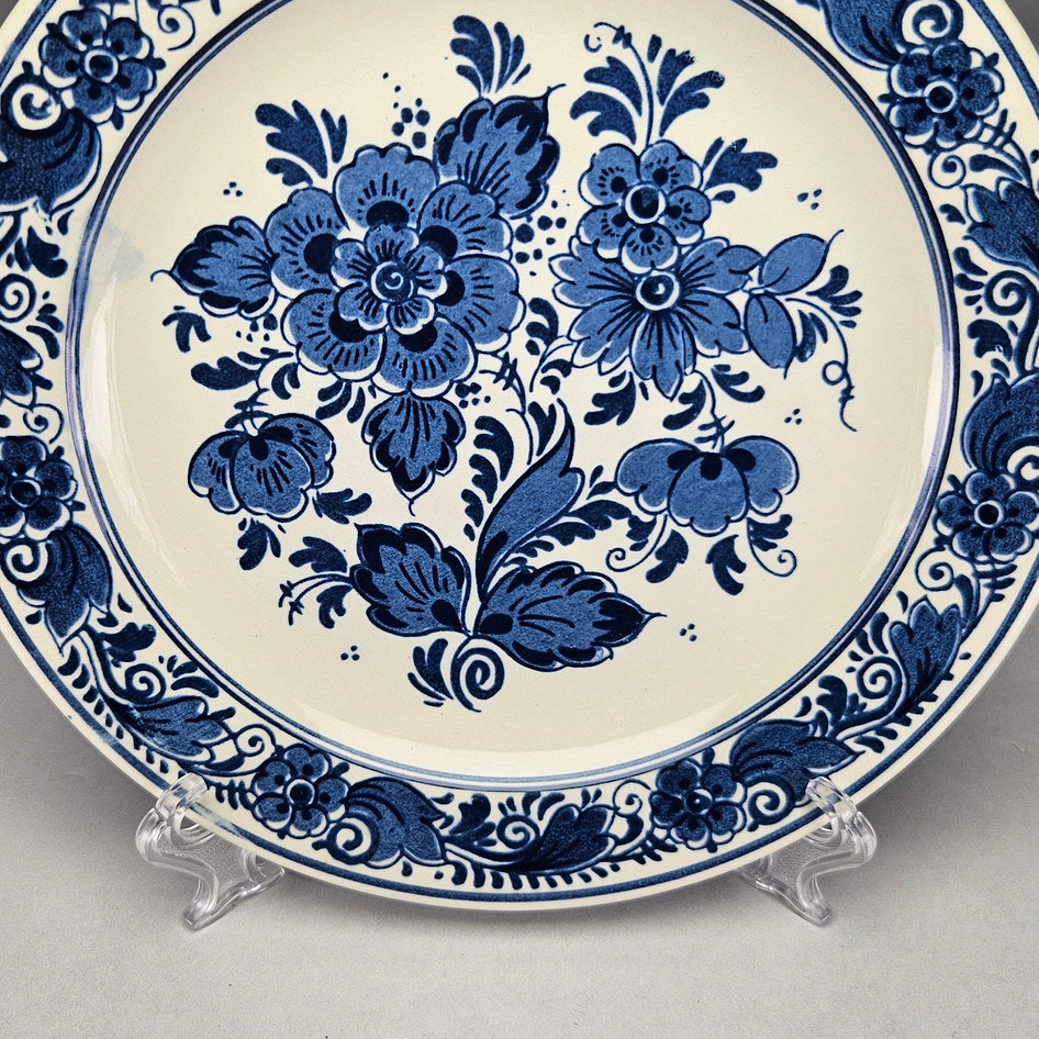 Distel Blauw Delfts Blue and White Floral Wall Plate, product view 4