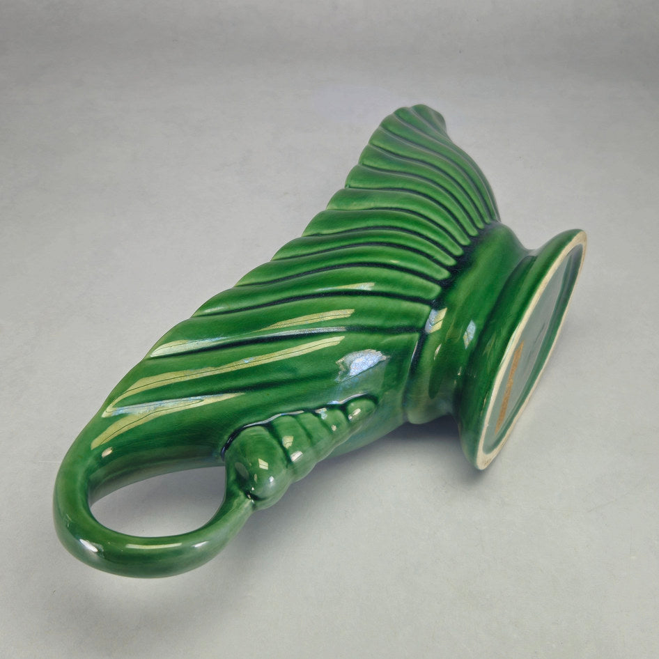 Drostdy 156 Green Handled Pedestal Bowl