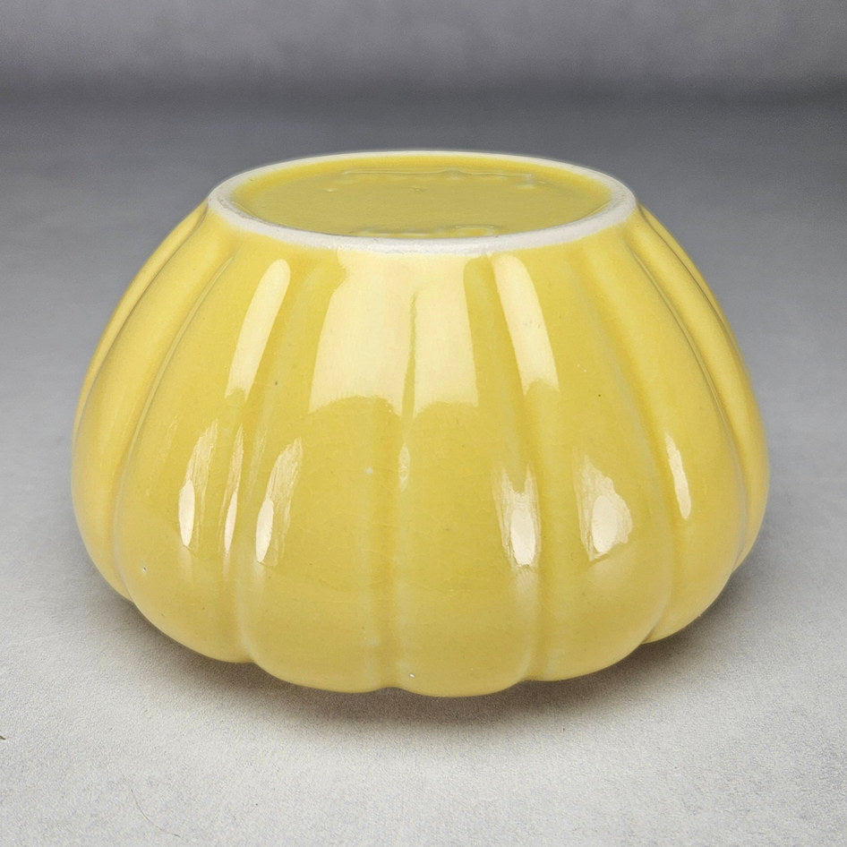 Drostdy 441M Yellow Ribbed Posy Vase, view 4