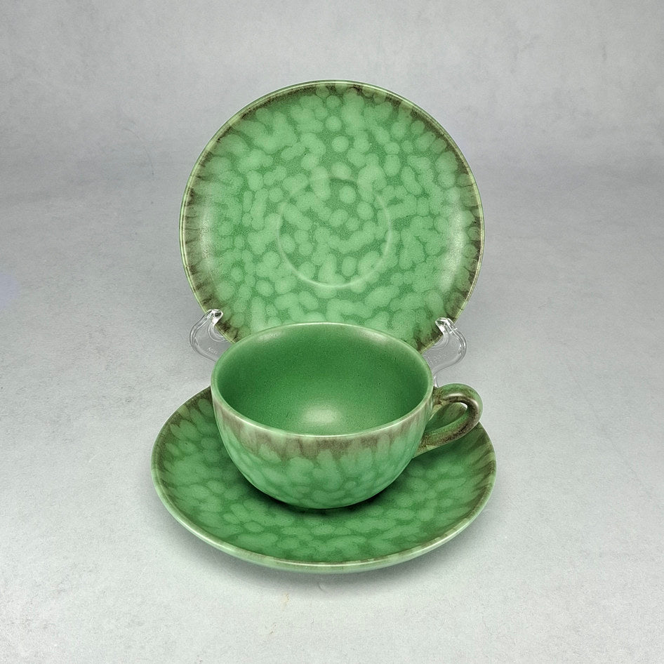 Elsterwerda Art Deco Mottled Ombré Green Cup with Two Saucers M65