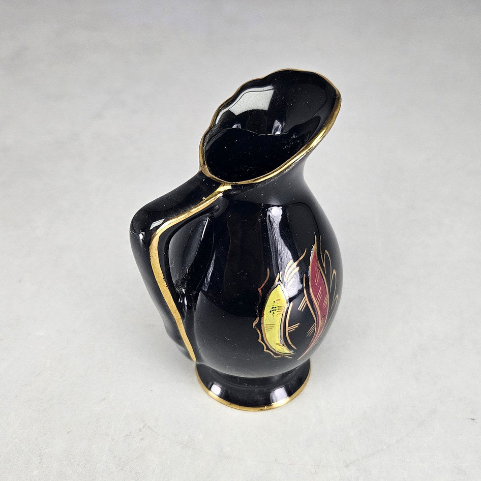 Flora Gouda Nova miniature jug showing open spout and handle