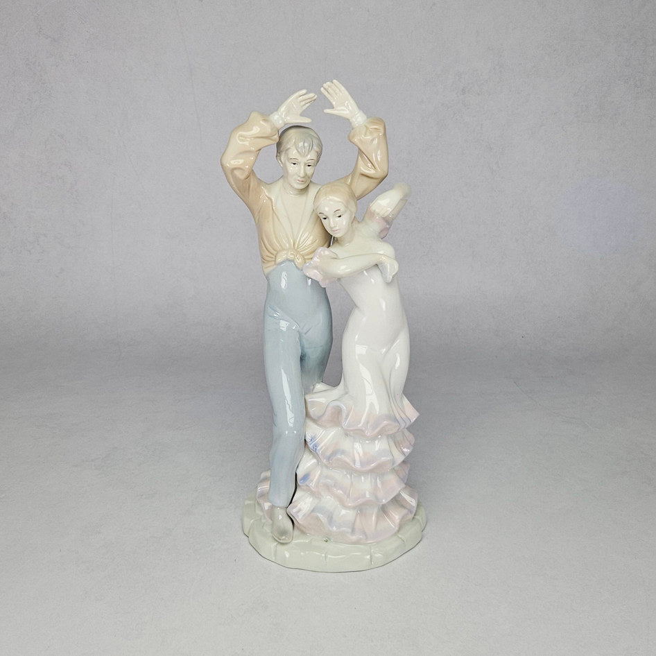 Giuseppe Armani Capodimonte Flamenco Dancers Porcelain Figurine