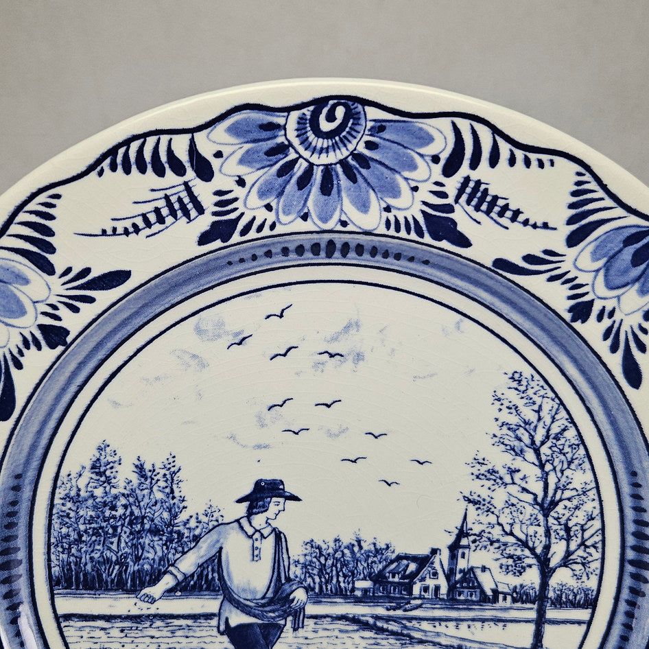 Holland Delft Blue Farmer Decorative Plate