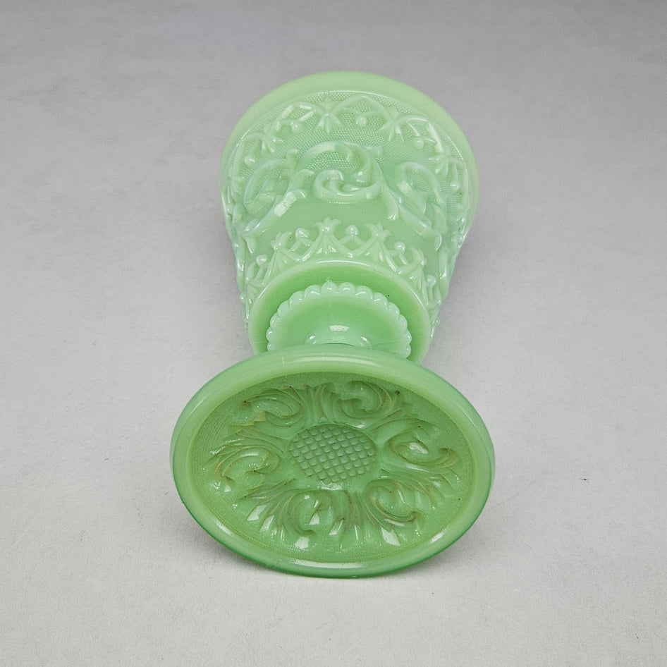 Ivima Scroll Green Jadeite Glass Goblet