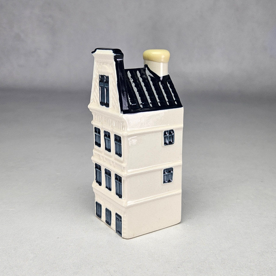 KLM Delft Blue Miniature House 61 Keizersgracht, product view 2