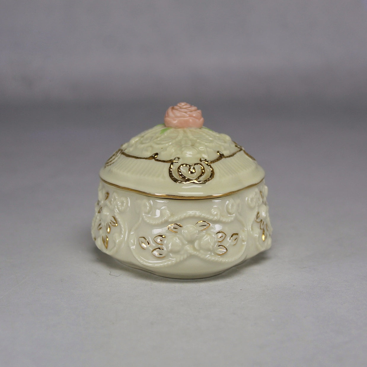 Lenox Songs of the Heart Endless Love Porcelain Music Box