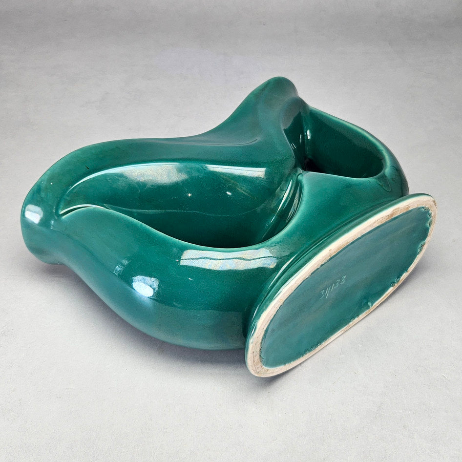 Lucia Ware attributed turquoise vase underside showing oval foot