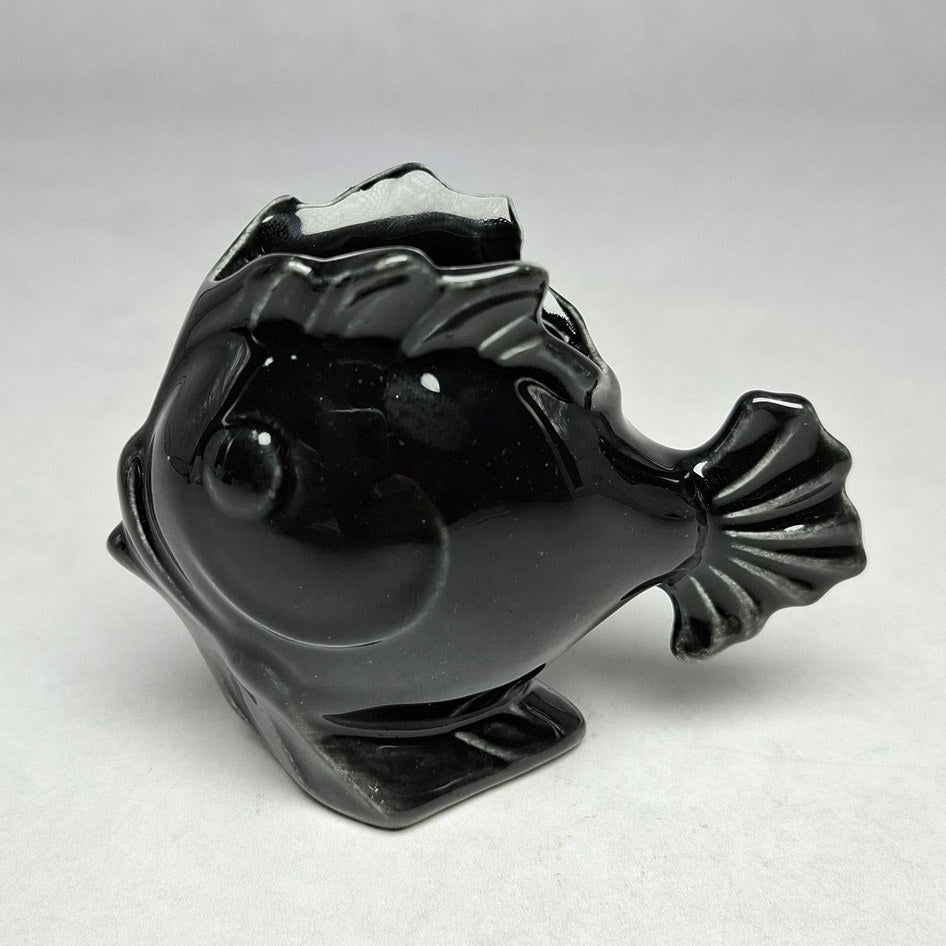 Lucia Ware Black Ceramic Fish Planter Vase IH08