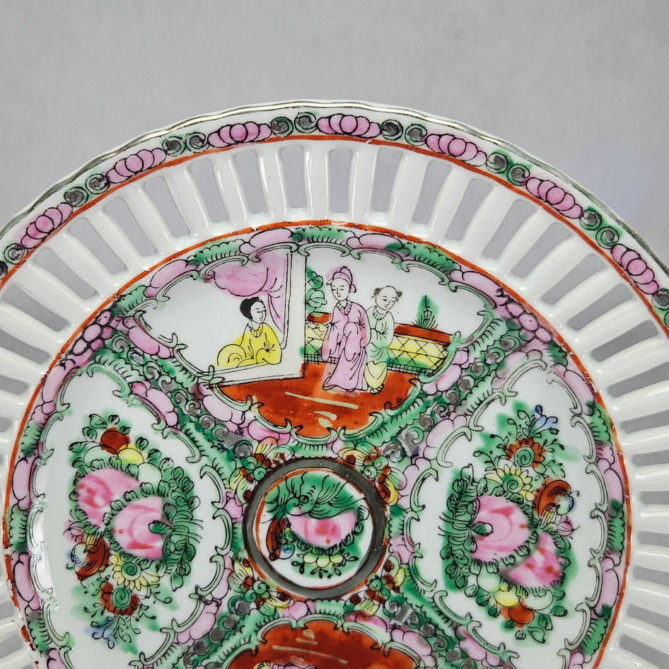 Macau Made Famille Rose Pierced Rim Decorative Plate
