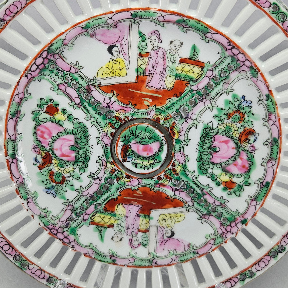 Macau Made Famille Rose Pierced Rim Decorative Plate