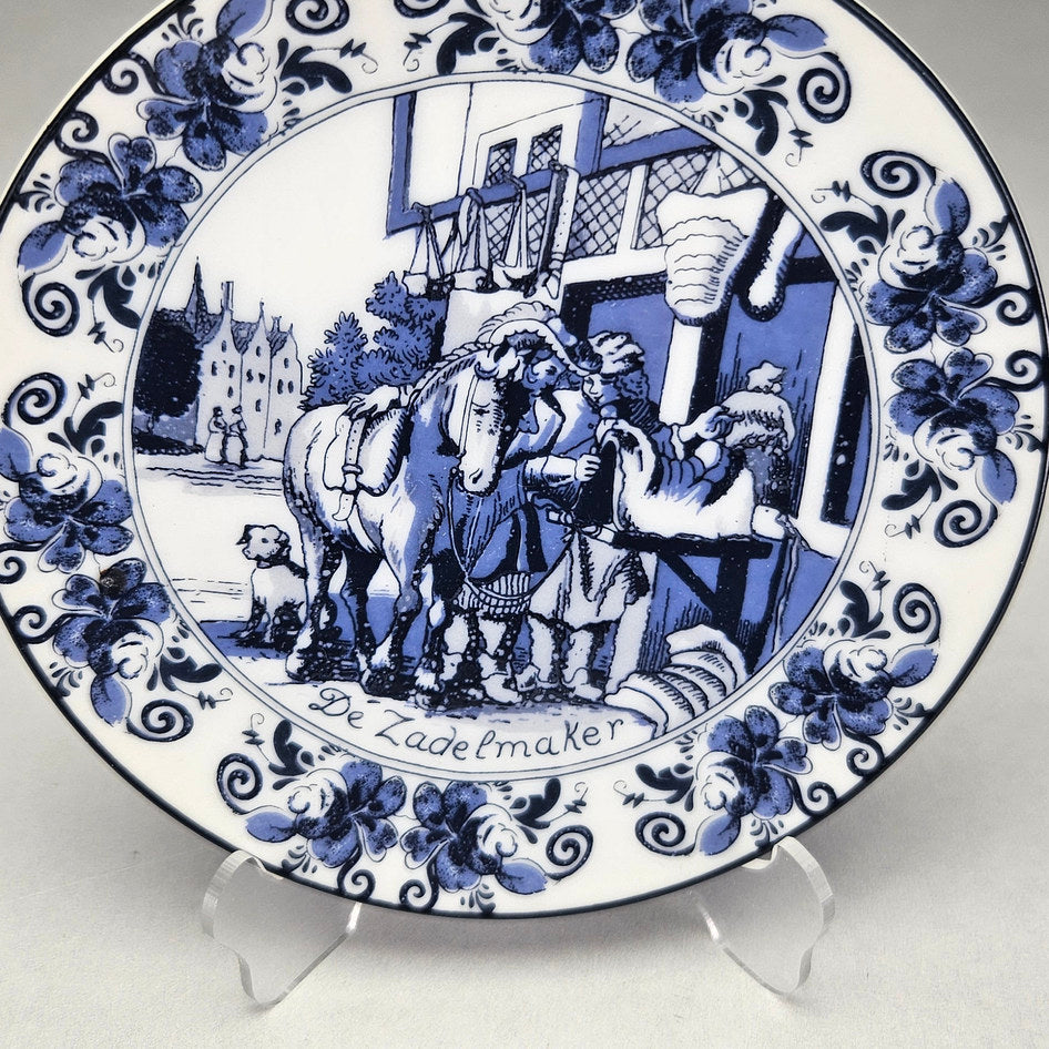 Oude Molen Fabriek De Zadelmaker Delft Blue Small Plate, product view 3