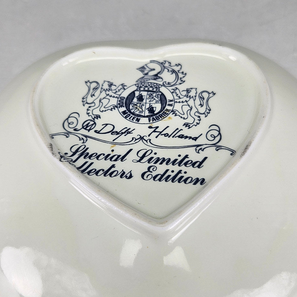 Oude Molen Fabriek Blue and White Floral Heart-Shaped Dish, product view 6