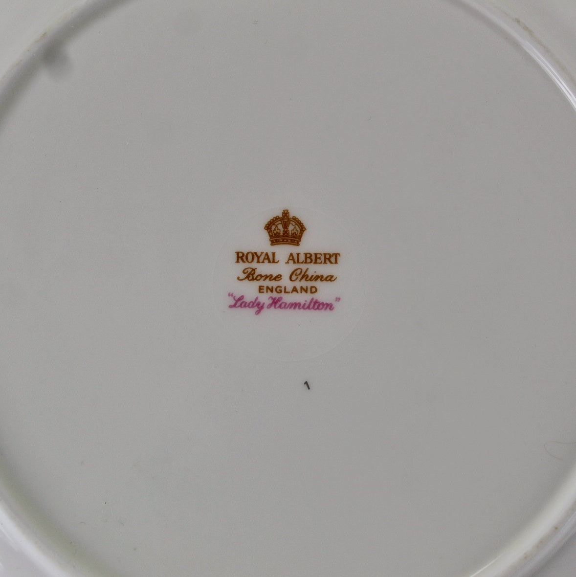 Royal Albert Lady Hamilton Dinner Plate