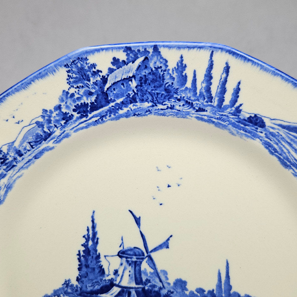 Royal Doulton Norfolk Blue D4209 Scalloped Plate