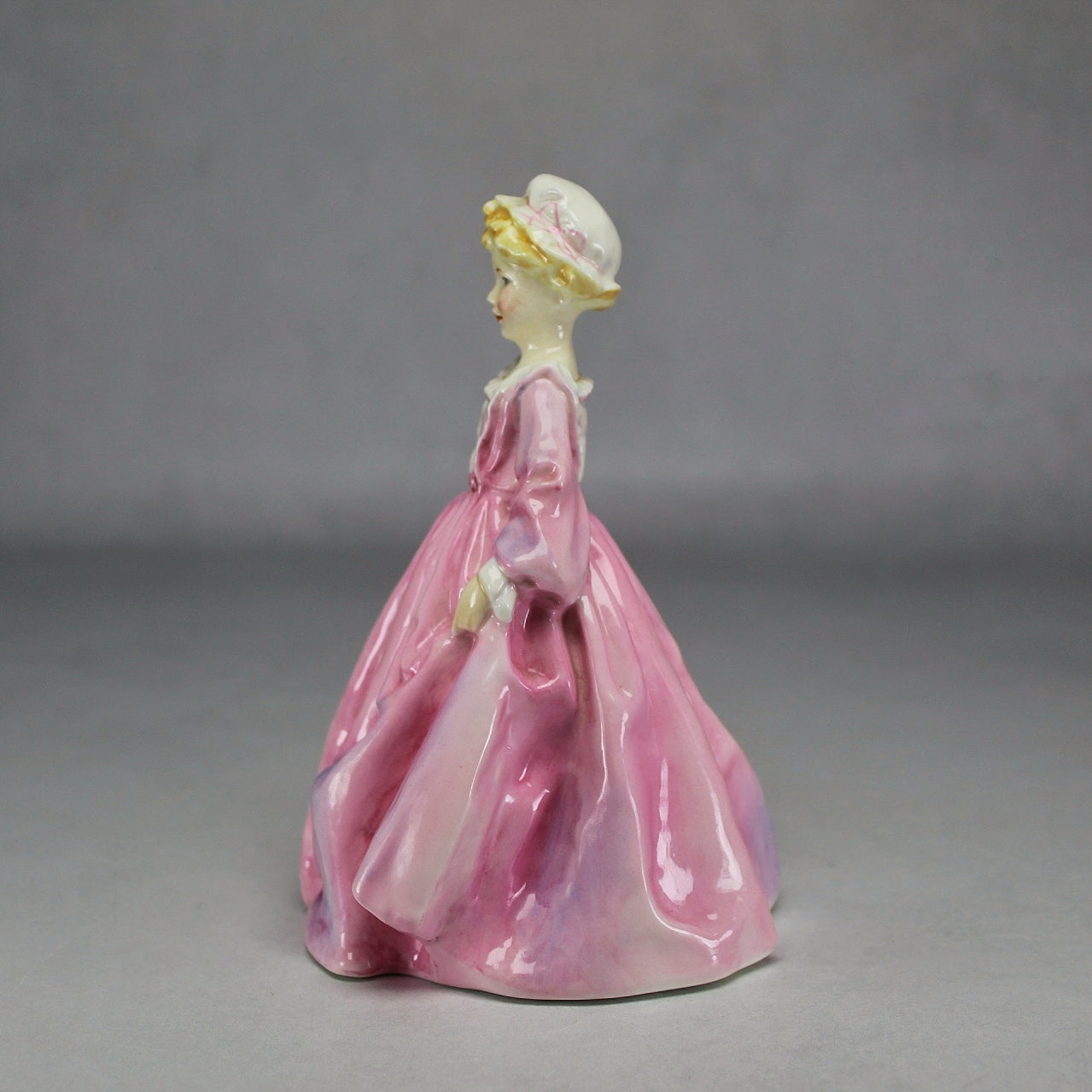 Royal Worcester Grandmother's Dress F.G. Doughty Figurine