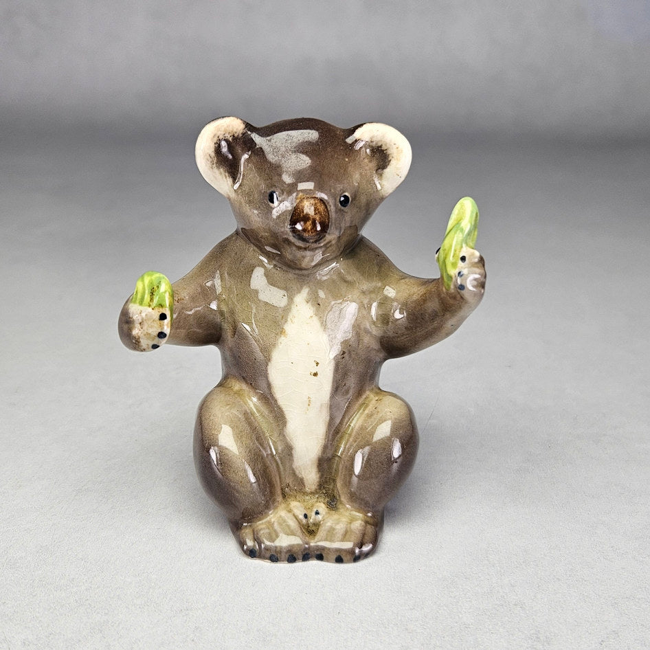 Beswick 1089 koala bear holding leaves figurine, ceramic product view 1