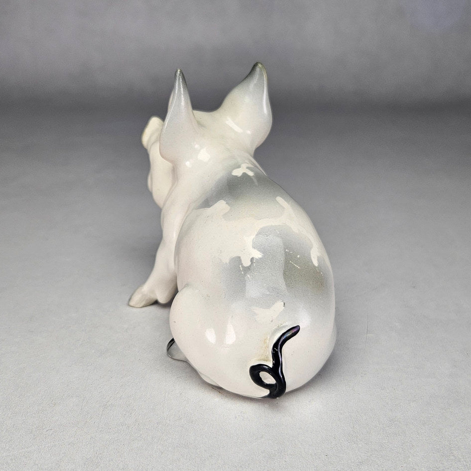 Beswick 832 seated comical pig figurine, ceramic product view 4
