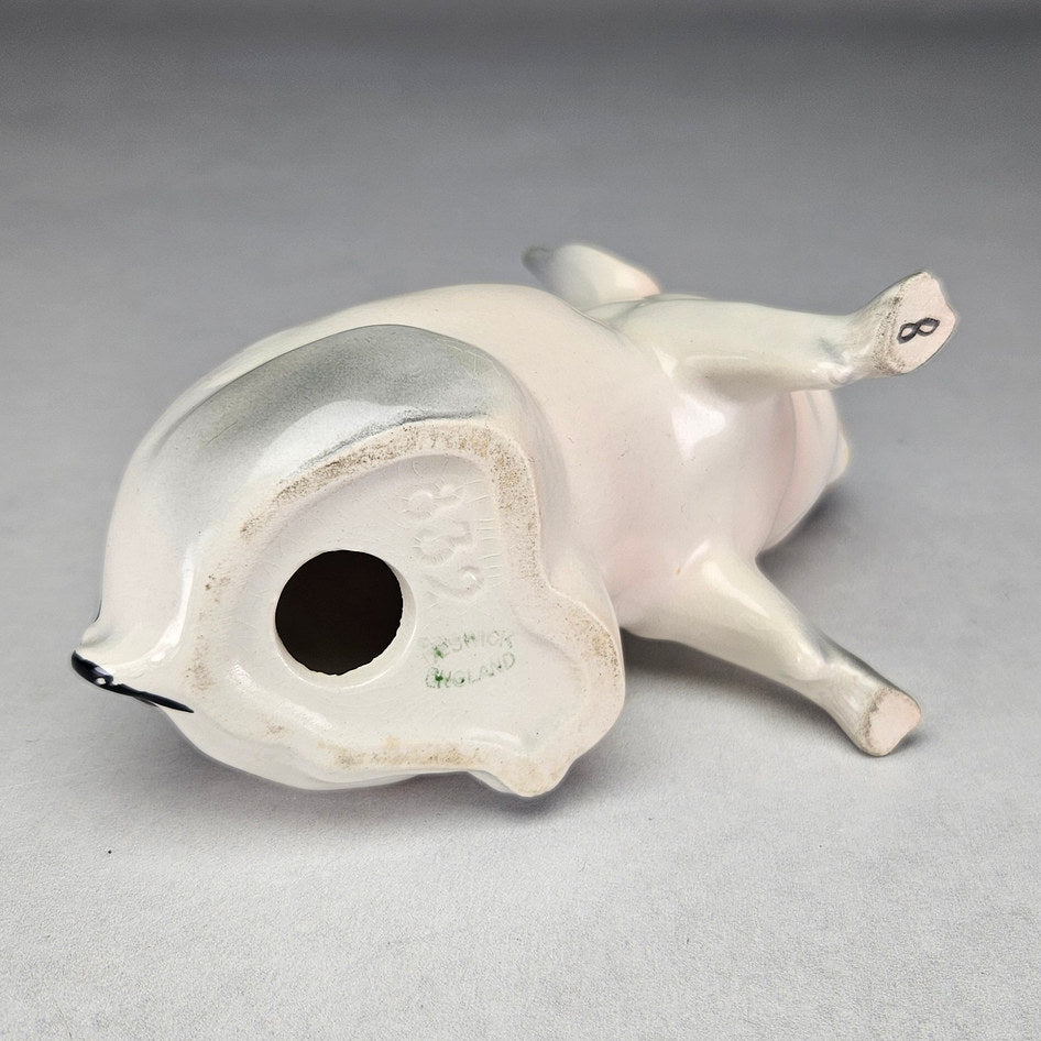 Beswick 832 seated comical pig figurine, ceramic product view 5