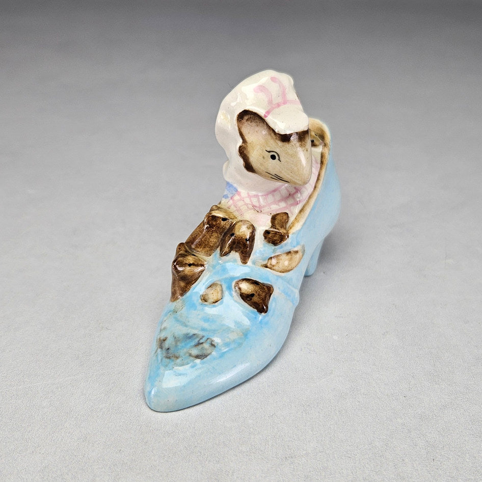 Beswick Old Woman in Shoe figurine, ceramic product view 2