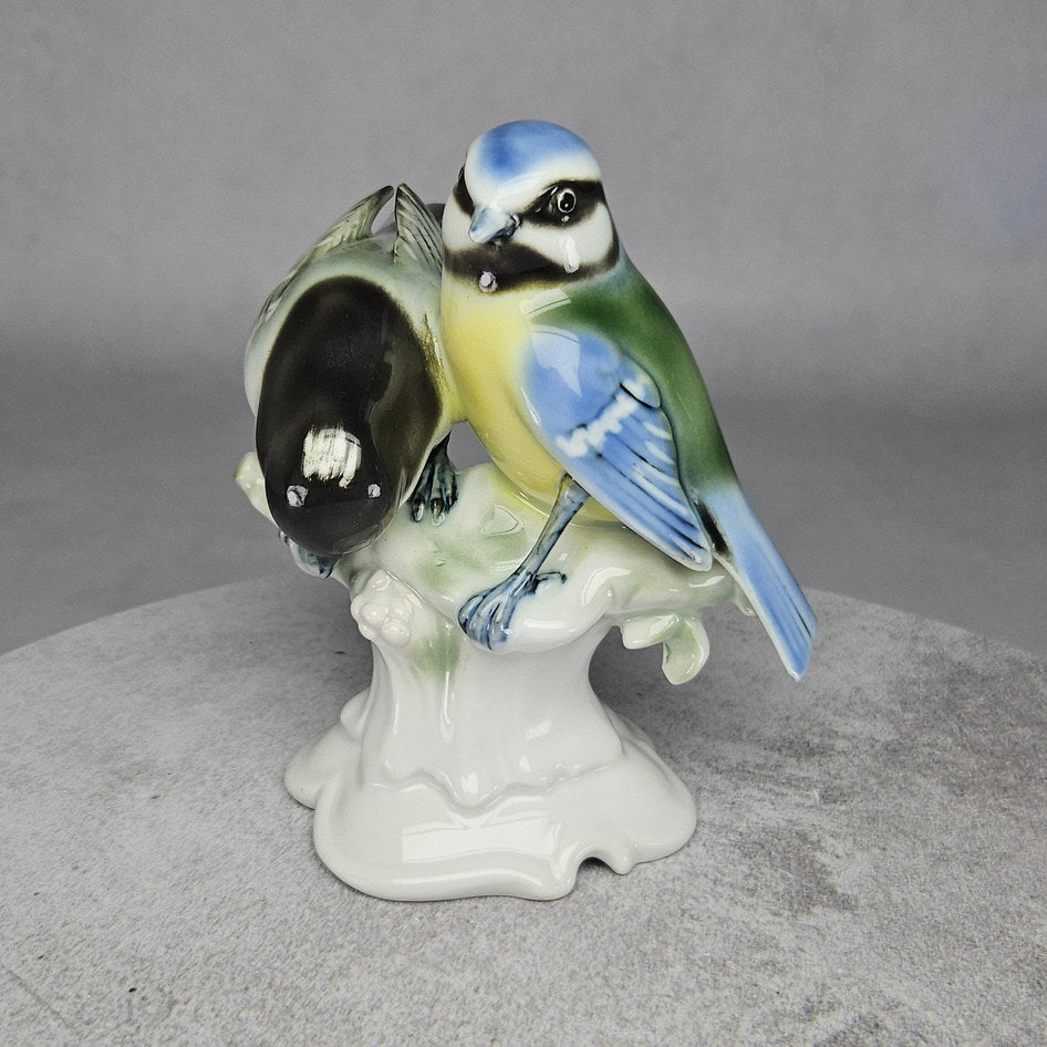 Gerold Porzellan blue tits figurine 6215, side angle view