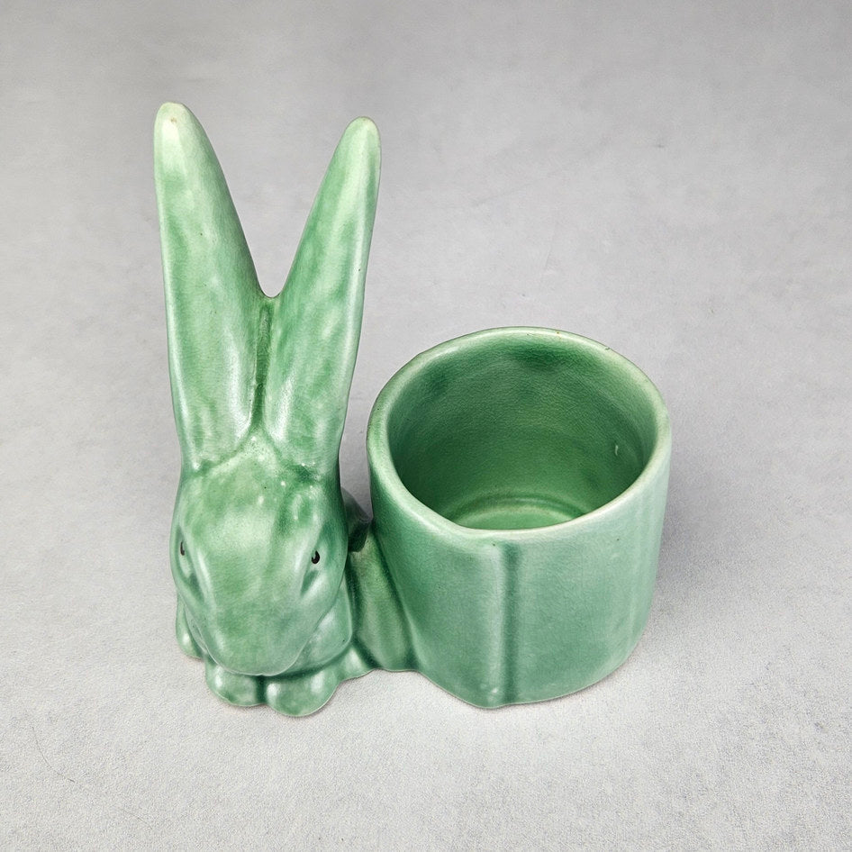 Vintage SylvaC 1370 Harry the Hare Match Holder, view 4