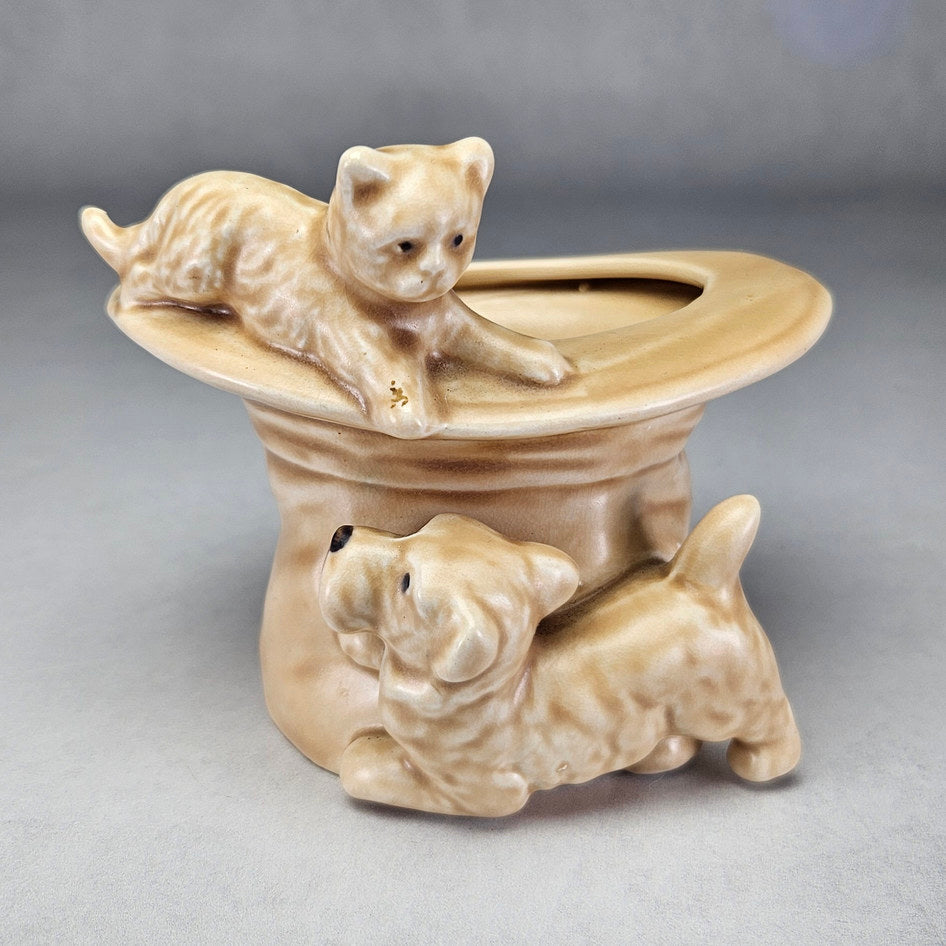 Vintage SylvaC 1484 Cat and Dog Top Hat Posy Vase, view 1
